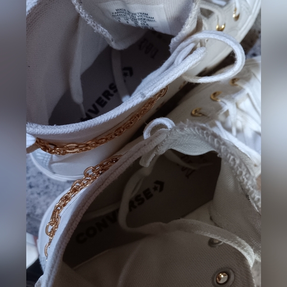 Converse Wmns Chuck Taylor All Star High 'Valentine's Day 2023' A04453C - Picture 8 of 8